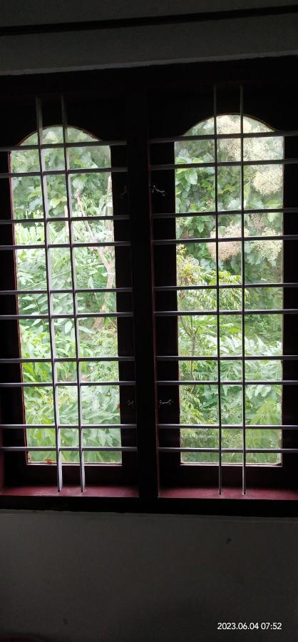 Floral Homestay *